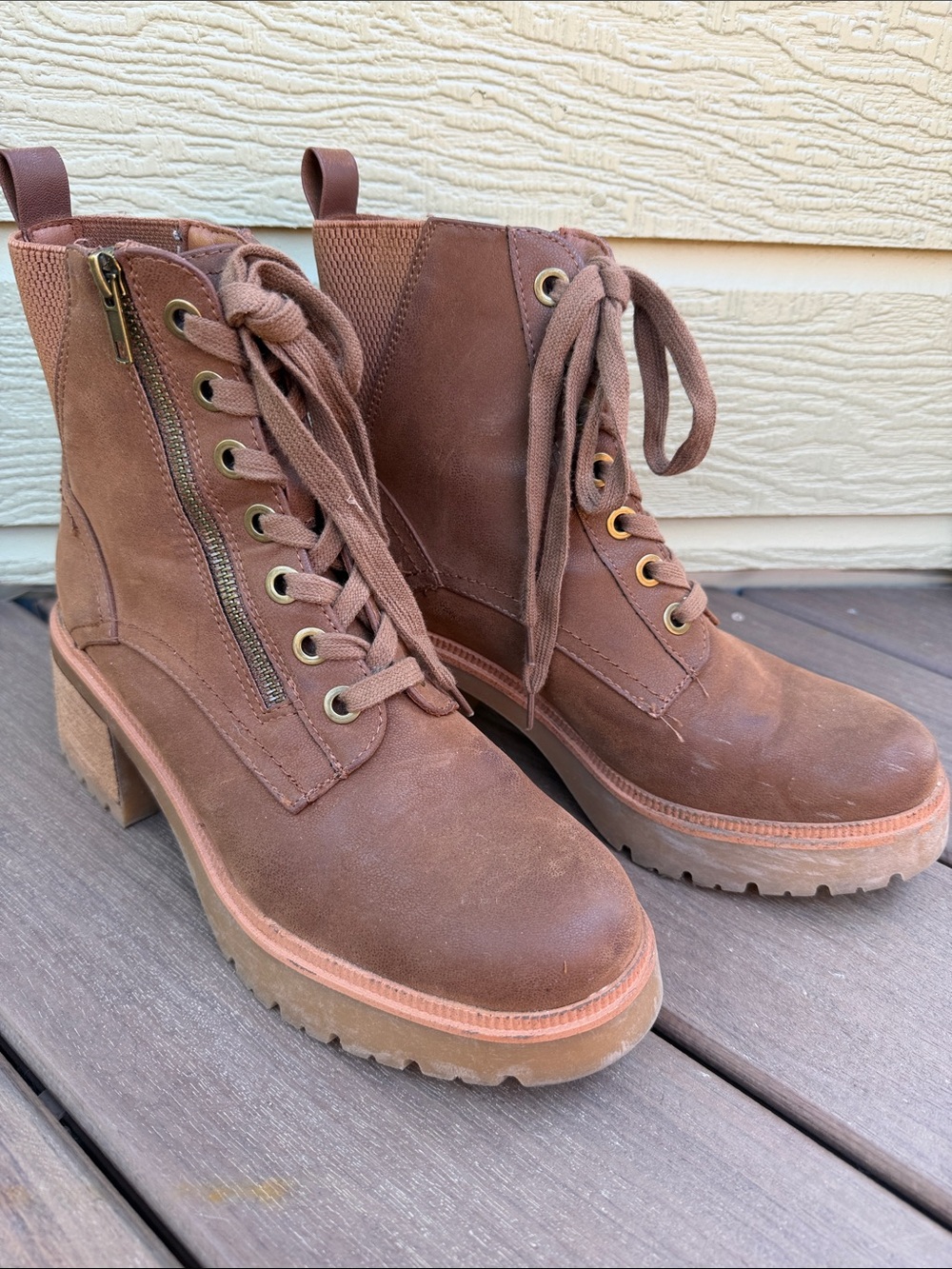 MIA Abbey lace-up combat boots Sz 9